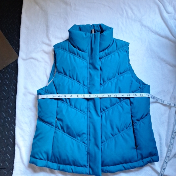 Calvin Klein down Women's Vest - Picture 12 of 15